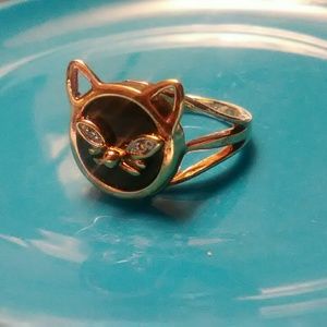 Cat ring